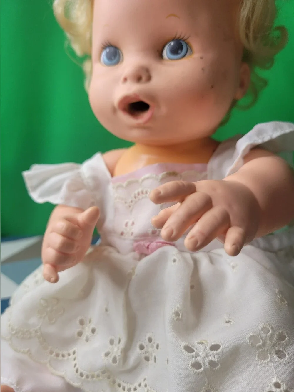 Vintage Baby Alive Curly Blonde Hair Blue Eyes Doll Dress Outfit 1990 Kenner Vtg